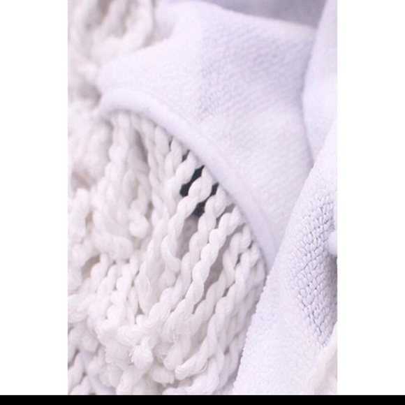 BIKINI COVER UP BEACH ROUND TASSEL TOWEL - Picture 3 of 3